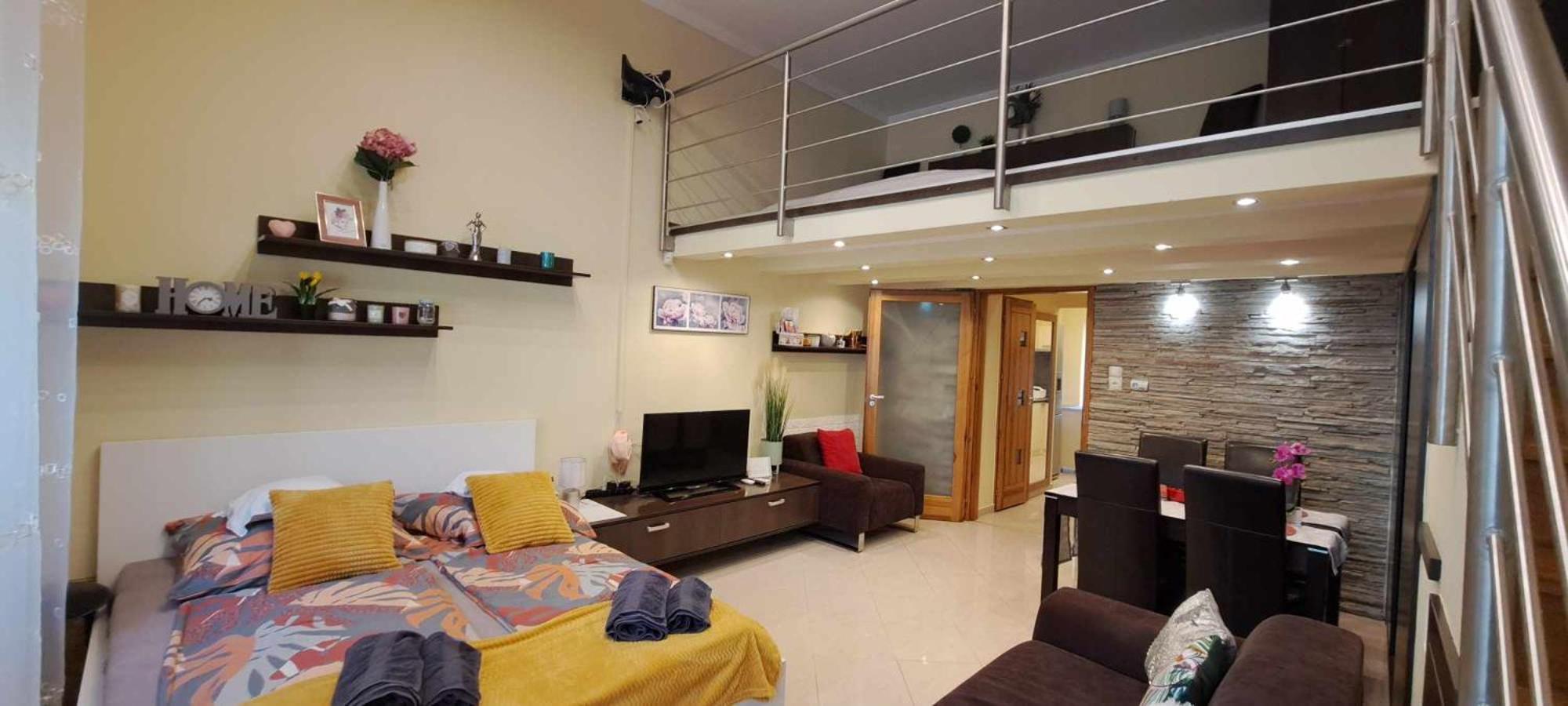 Szandi Belvarosi Apartman Seghedin Exterior foto