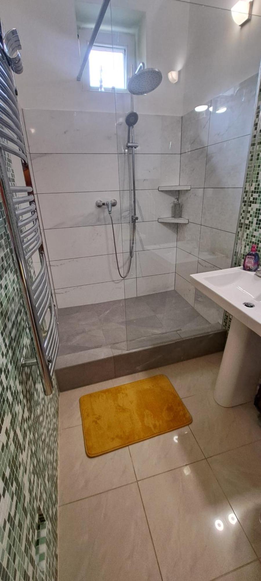Szandi Belvarosi Apartman Seghedin Exterior foto