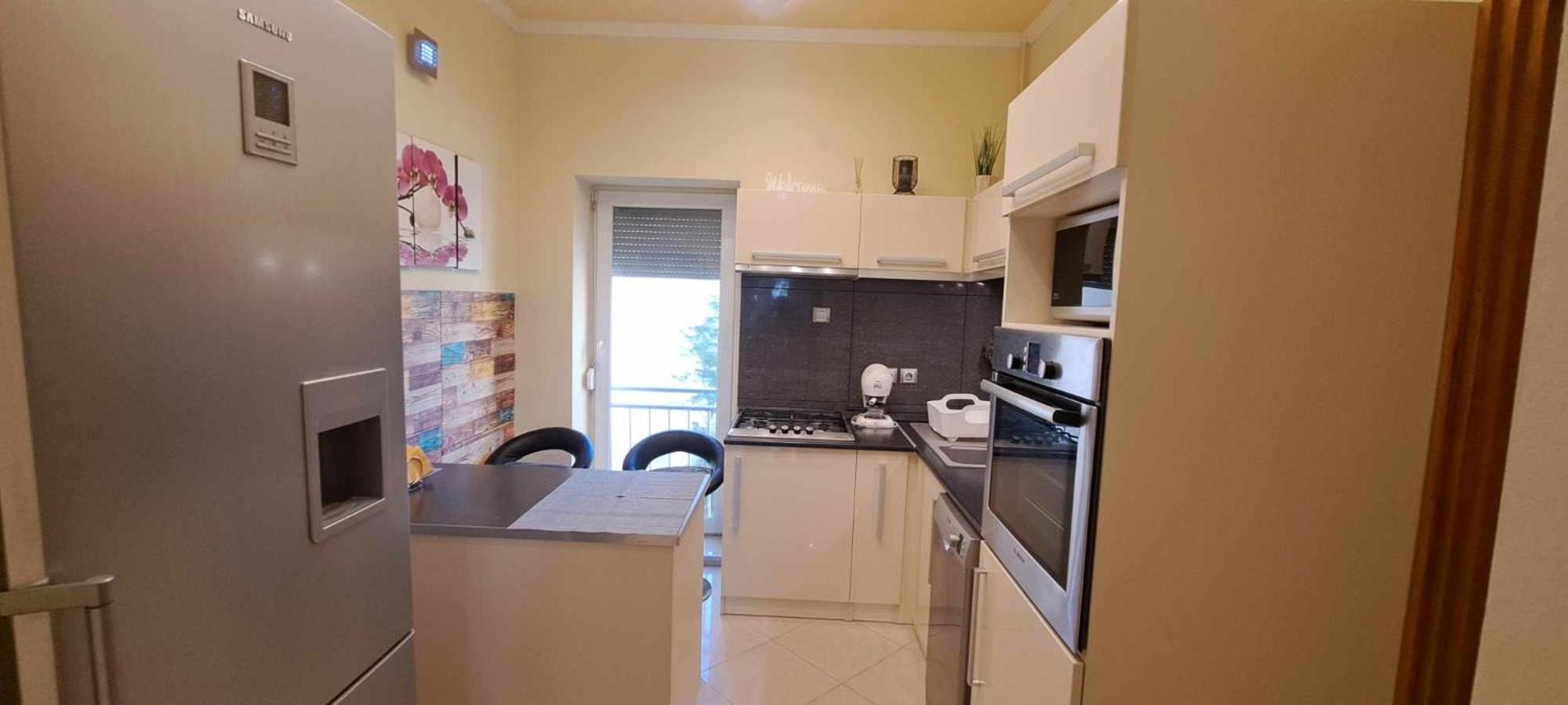 Szandi Belvarosi Apartman Seghedin Exterior foto