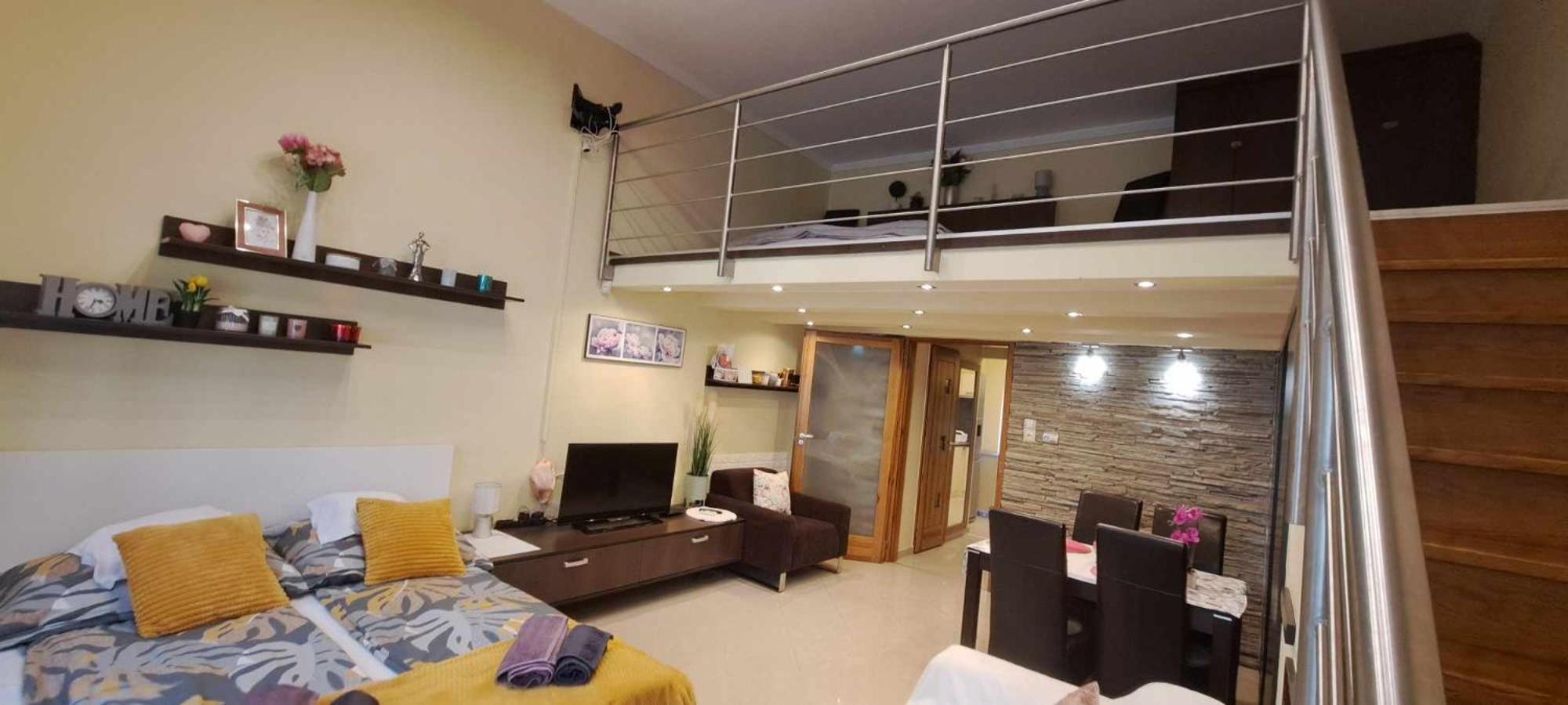 Szandi Belvarosi Apartman Seghedin Exterior foto